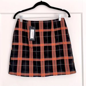 Nasty Gal Black and Orange Tartan Plaid Mini Skirt size 4 NEW
